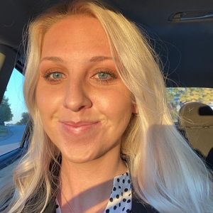 Meet your Posher, Allison